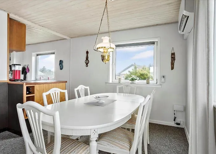 0112-romo-lakolk-112 Semesterbostad Lakolk